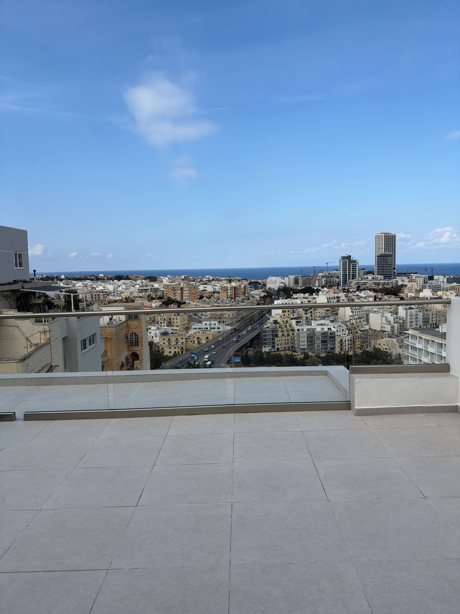 Penthouse in St. Julians - thumbnail 3