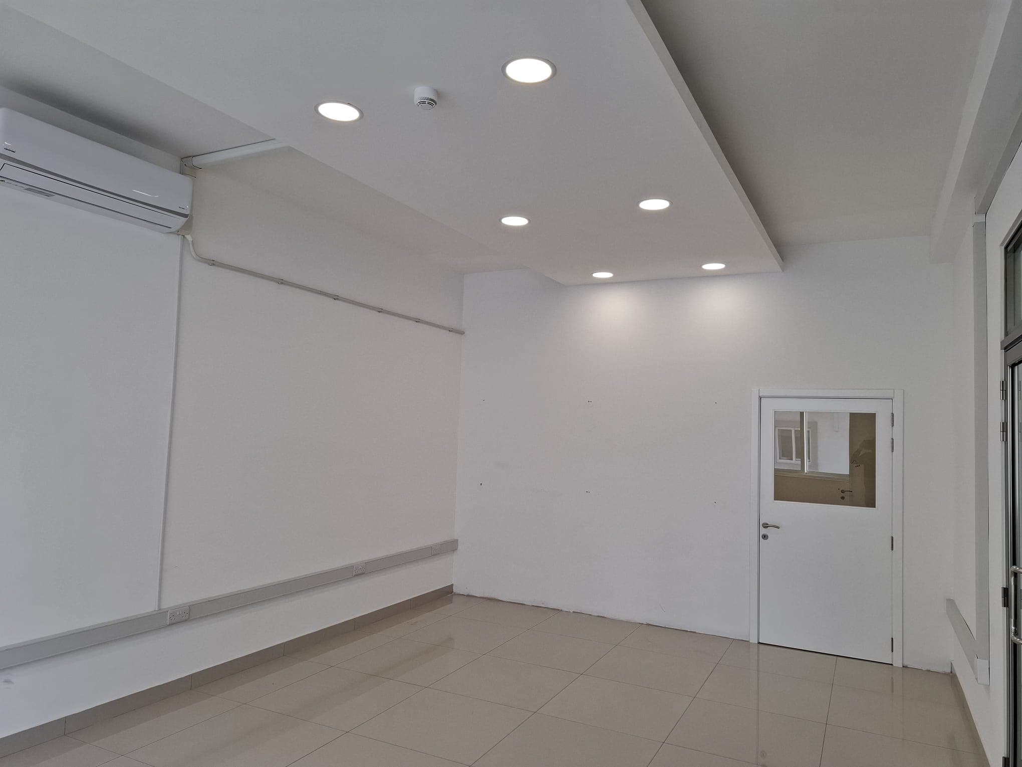 Office in Mriehel - thumbnail 3