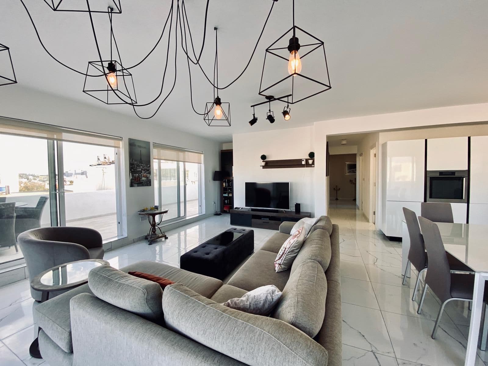 Penthouse in Gzira - thumbnail 2
