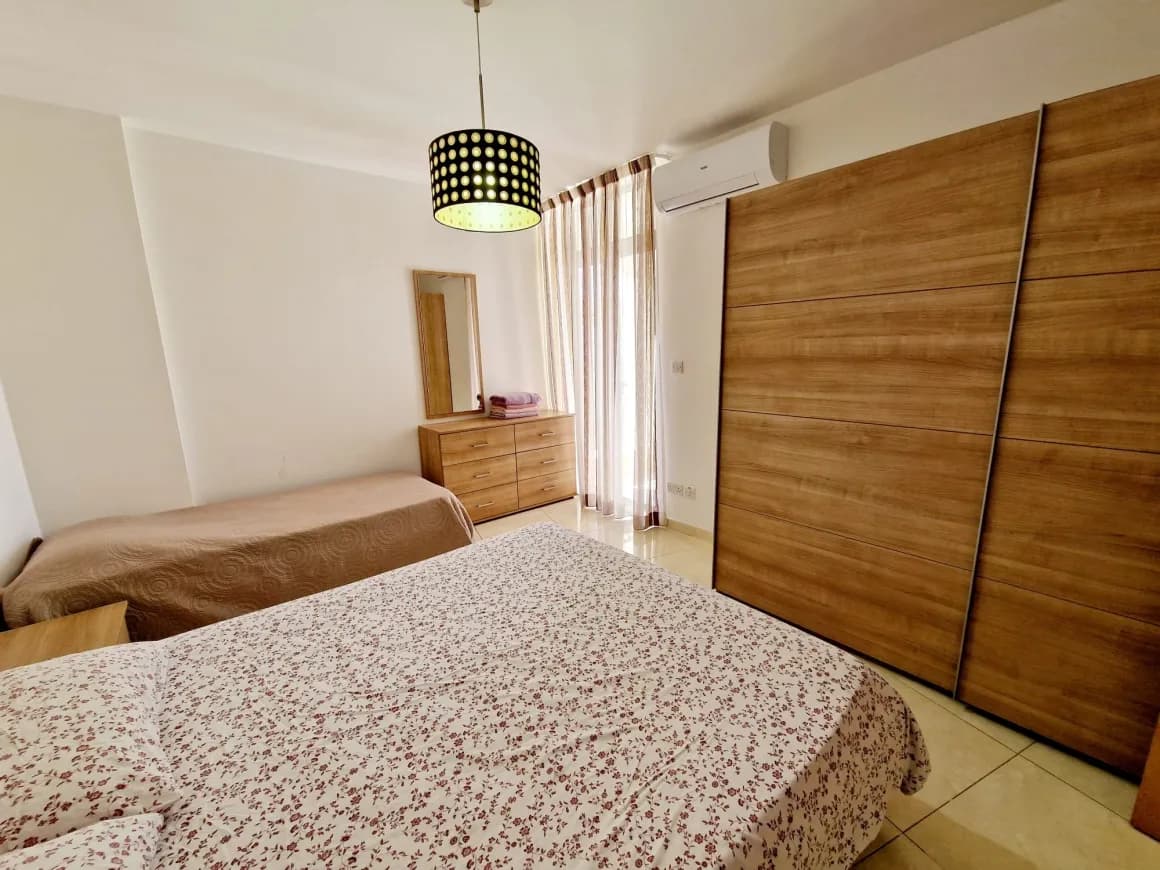 Two Bedroom Apartment with Balconies in Bugibba - thumbnail 13