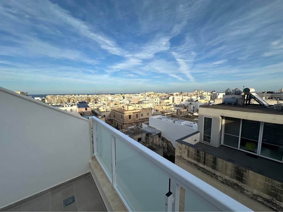 Penthouse in St. Julians - thumbnail 8