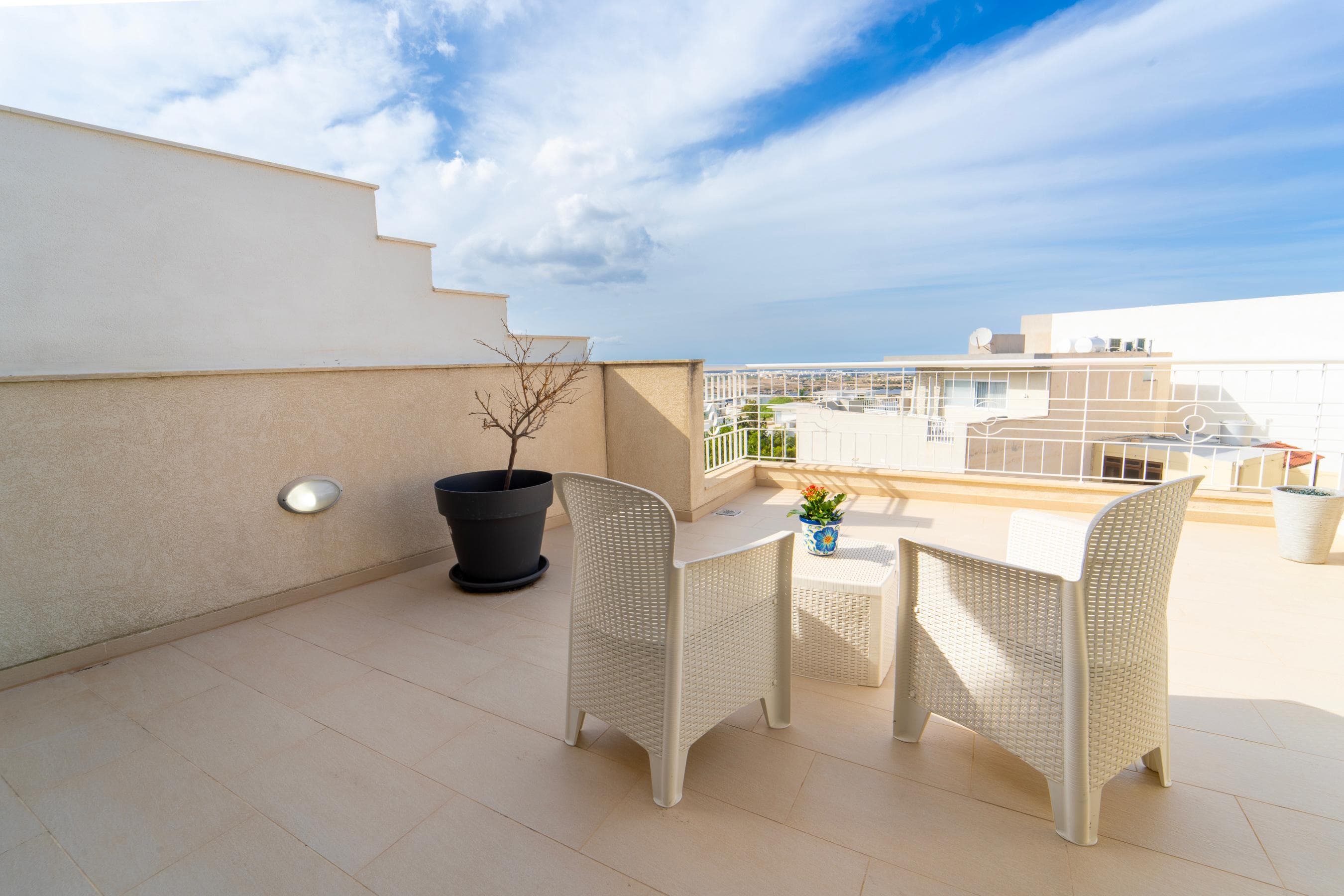 Penthouse in Naxxar - Photo 1 of 27