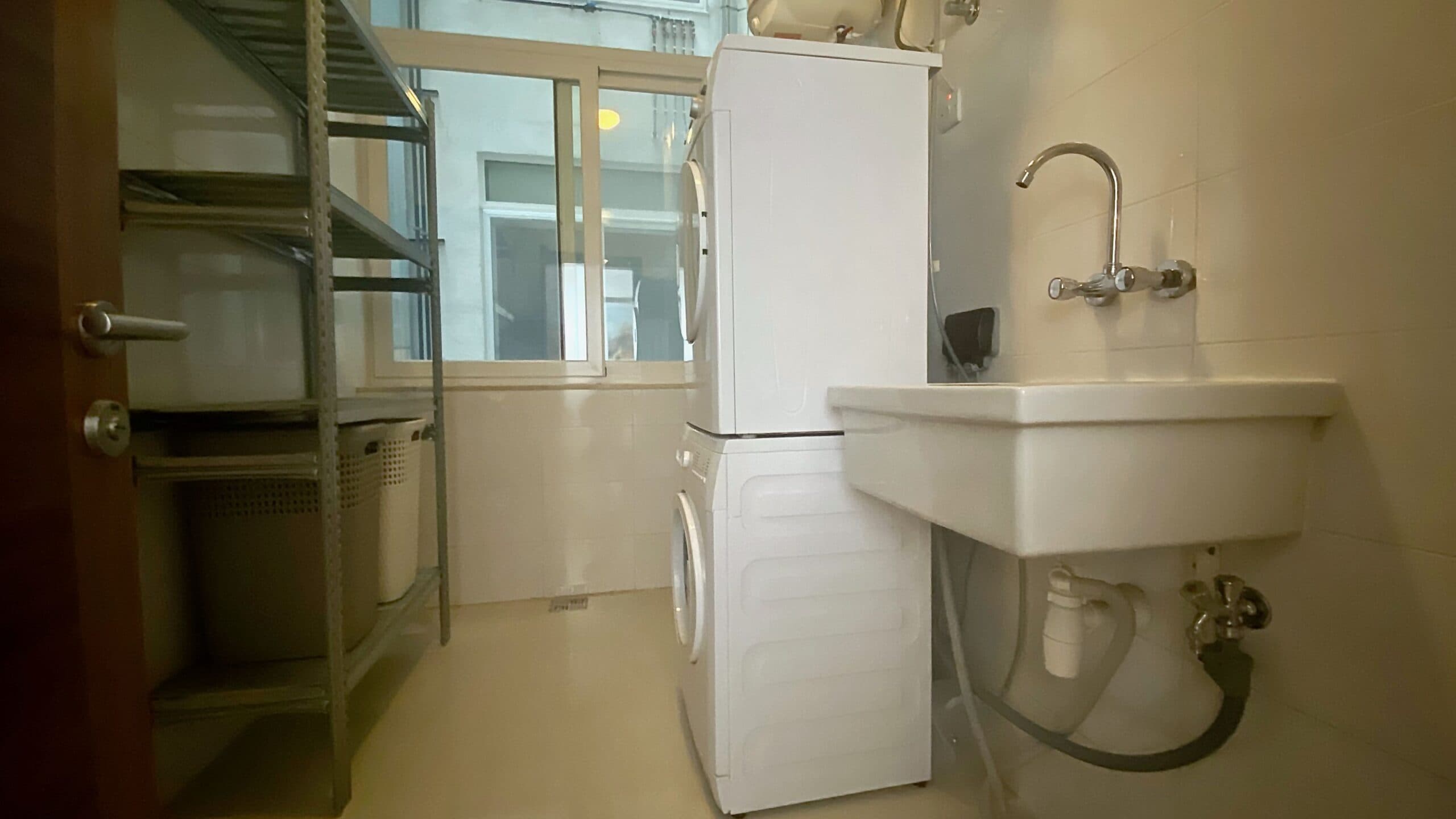 Apartment on the Sliema Seafront - thumbnail 16