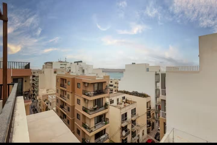 Penthouse in St. Pauls Bay - thumbnail 22