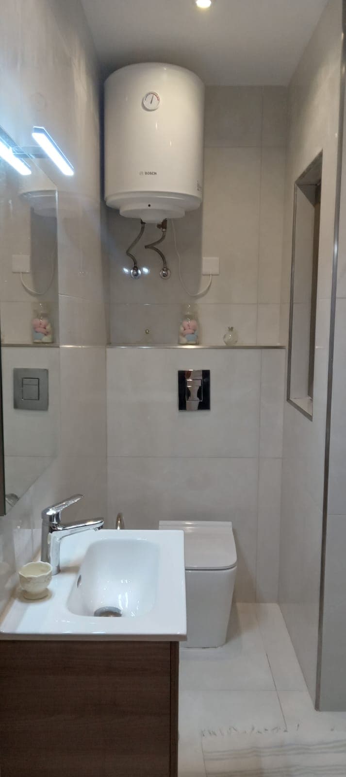 Three Bedroom Apartment with Terrace in Pembroke - thumbnail 13