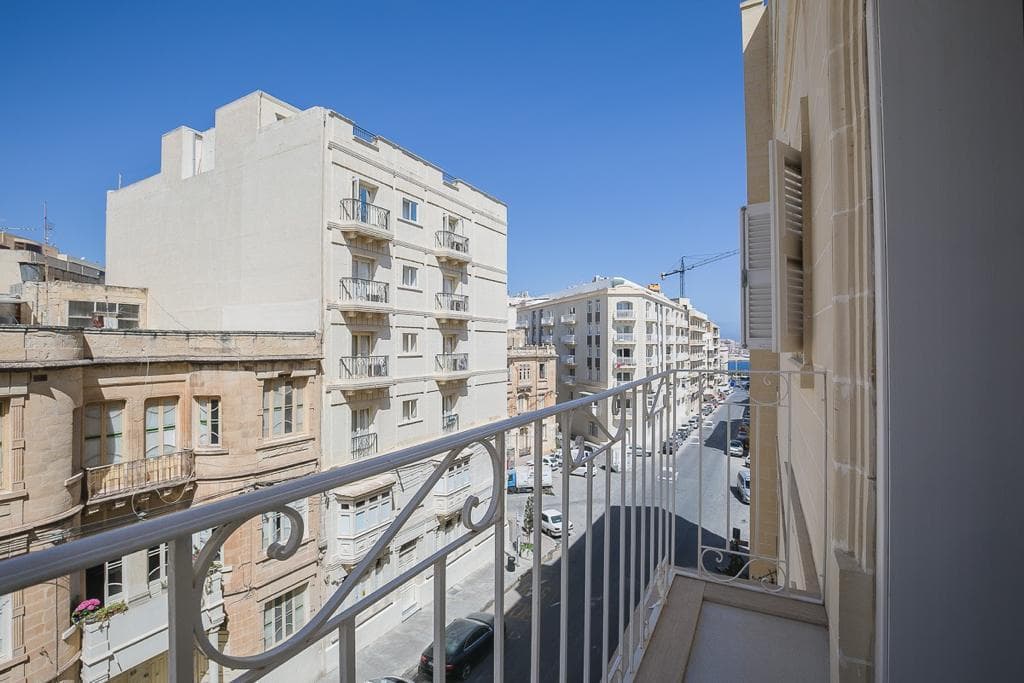 Apartment in Sliema - thumbnail 3