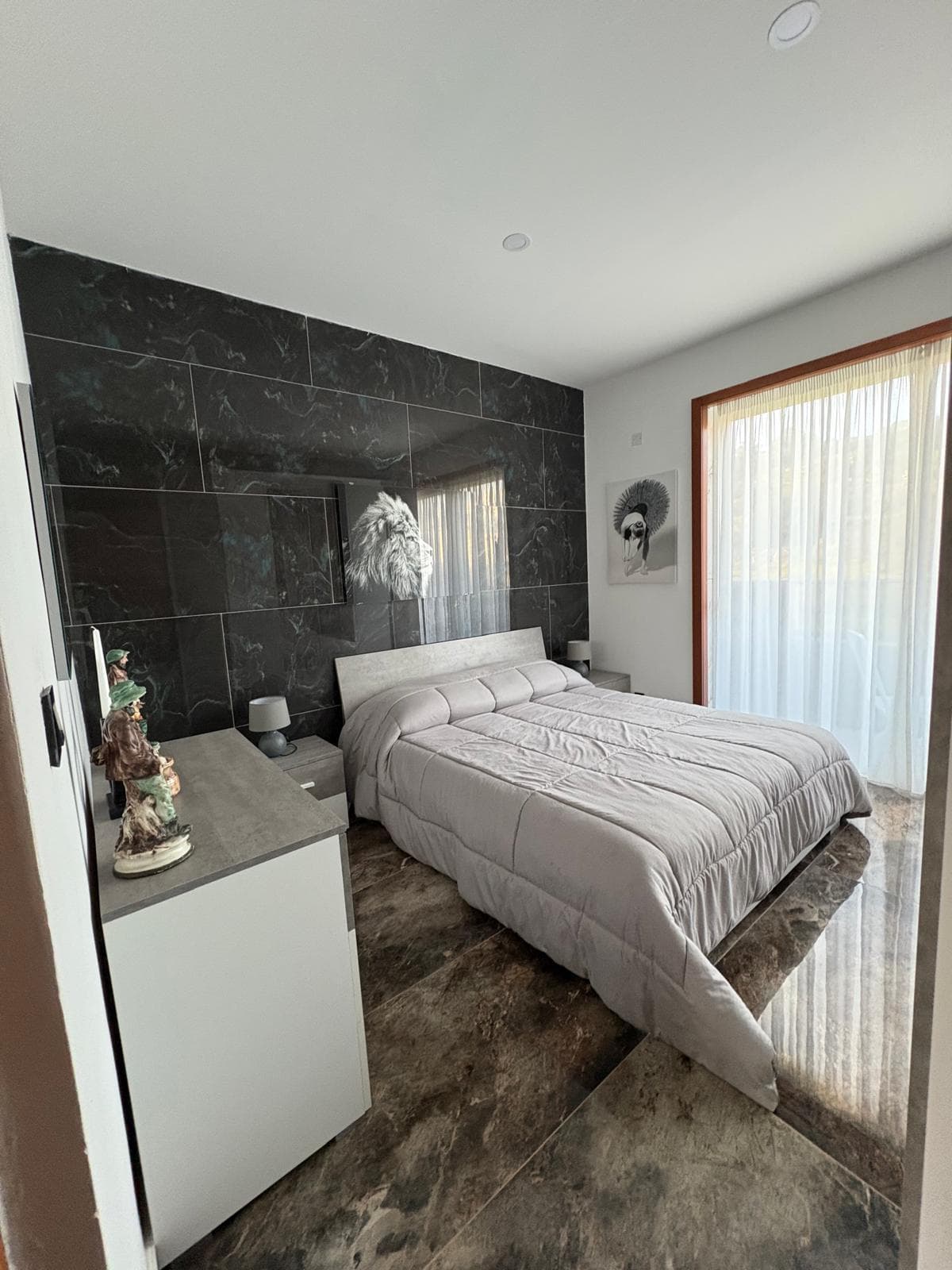 Two Bedroom Penthouse with Spacious Terrace in Xemxija  - thumbnail 3