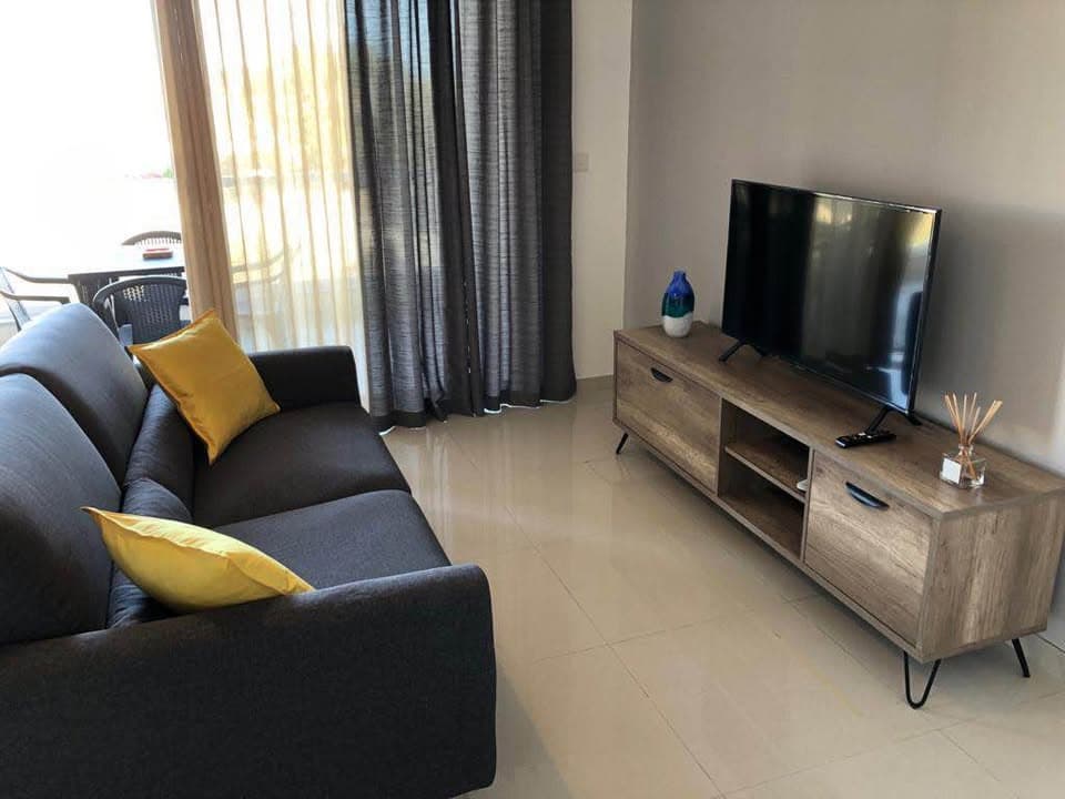 Apartment in St. Julians - thumbnail 2