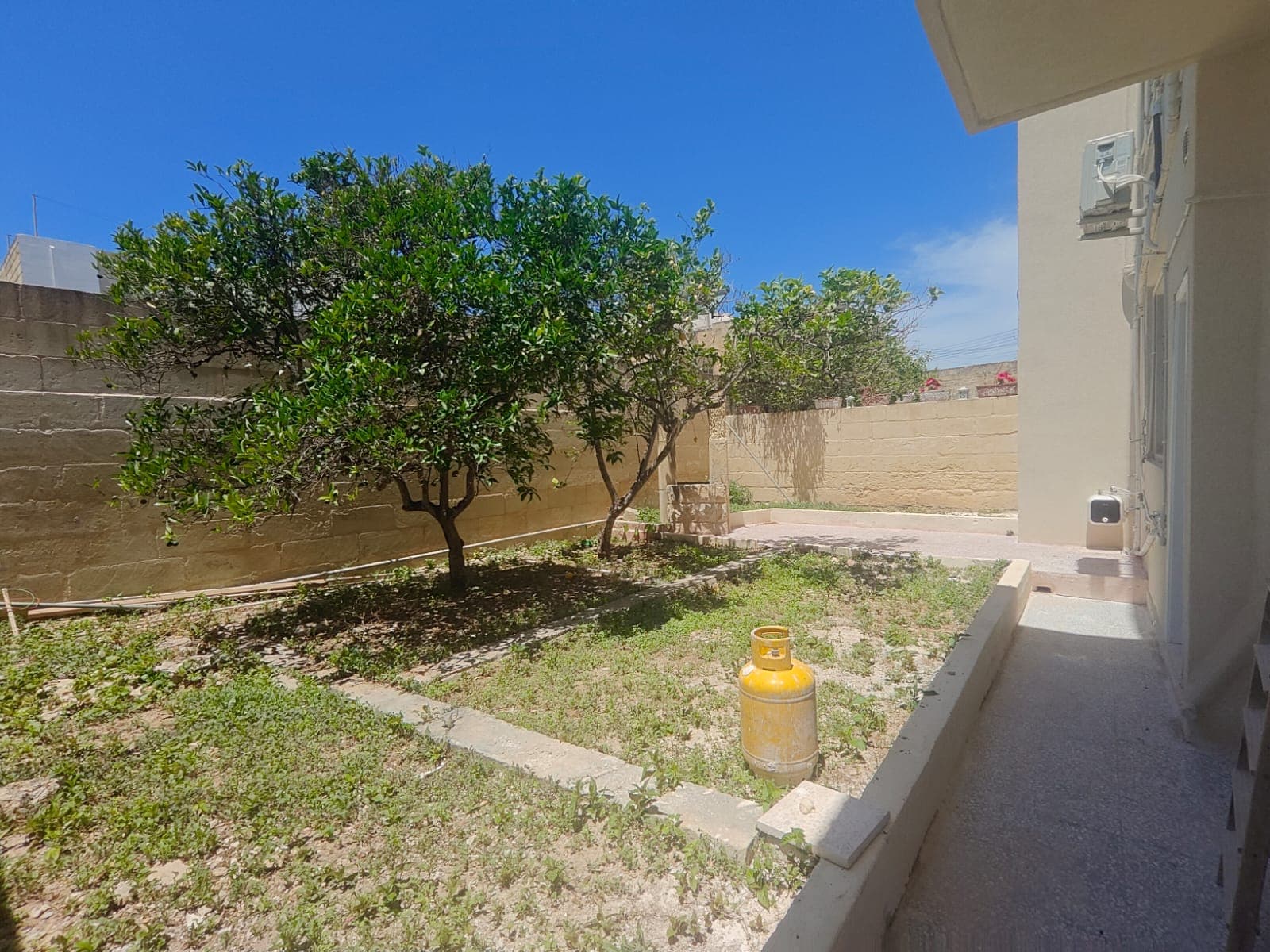 Semi Detached Villa in Attard - thumbnail 2