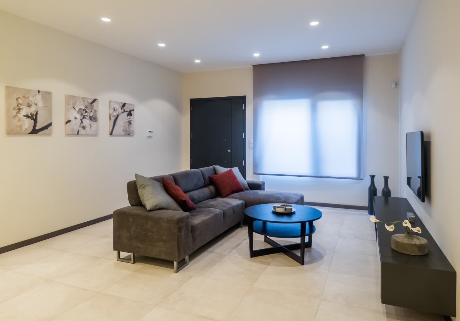 Apartment in St Julians - Photo 1 of 8