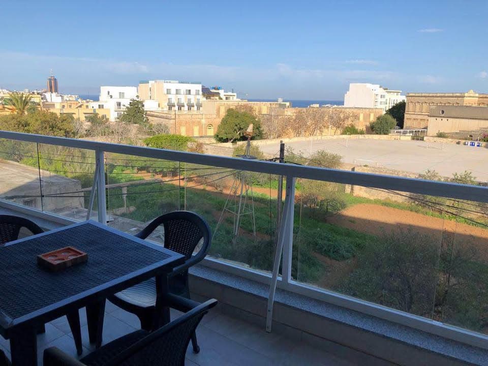 Apartment in St Julians - Photo 1 of 9