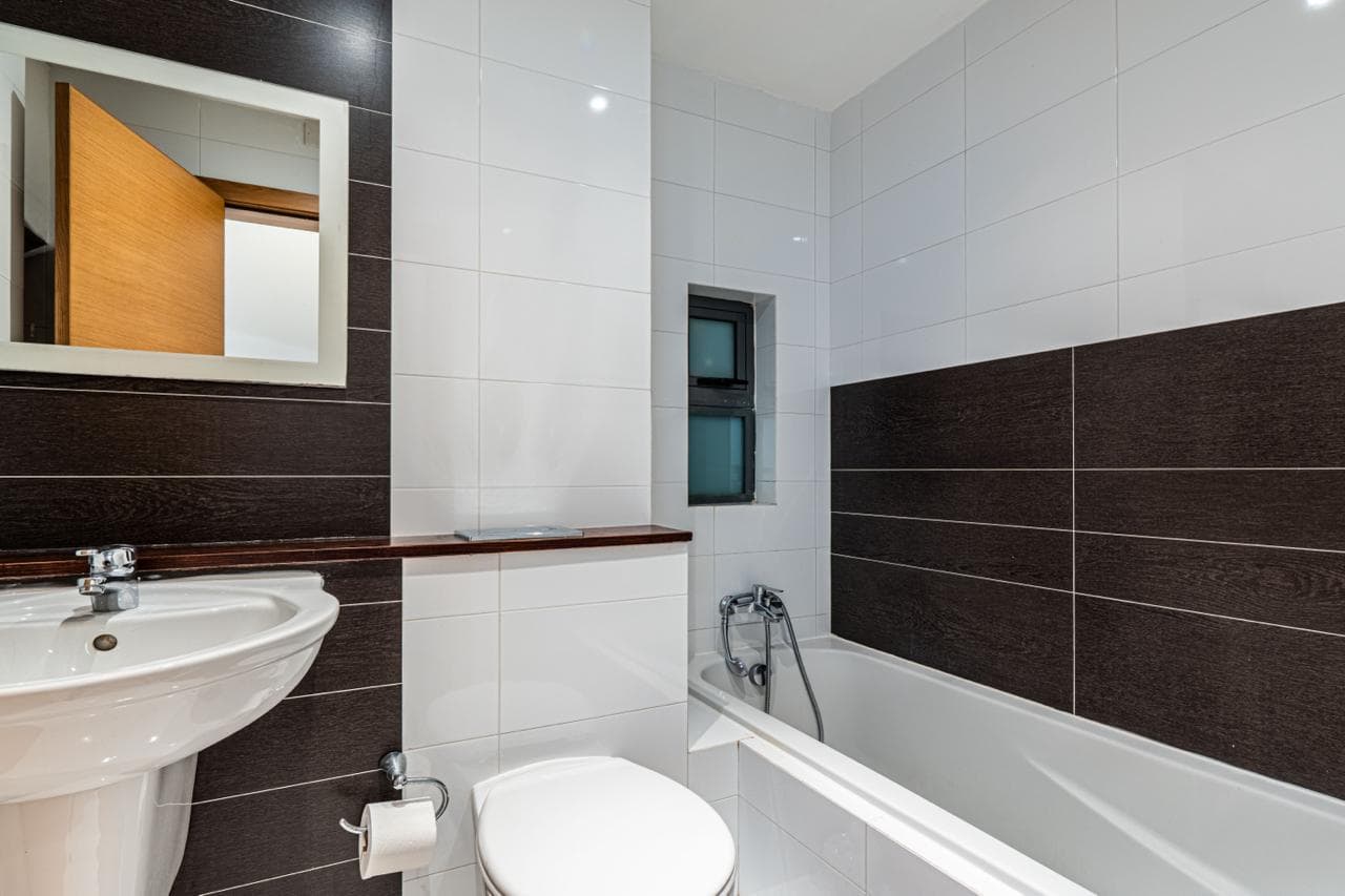 Three Bedroom Modern Apartment in Swieqi - thumbnail 16