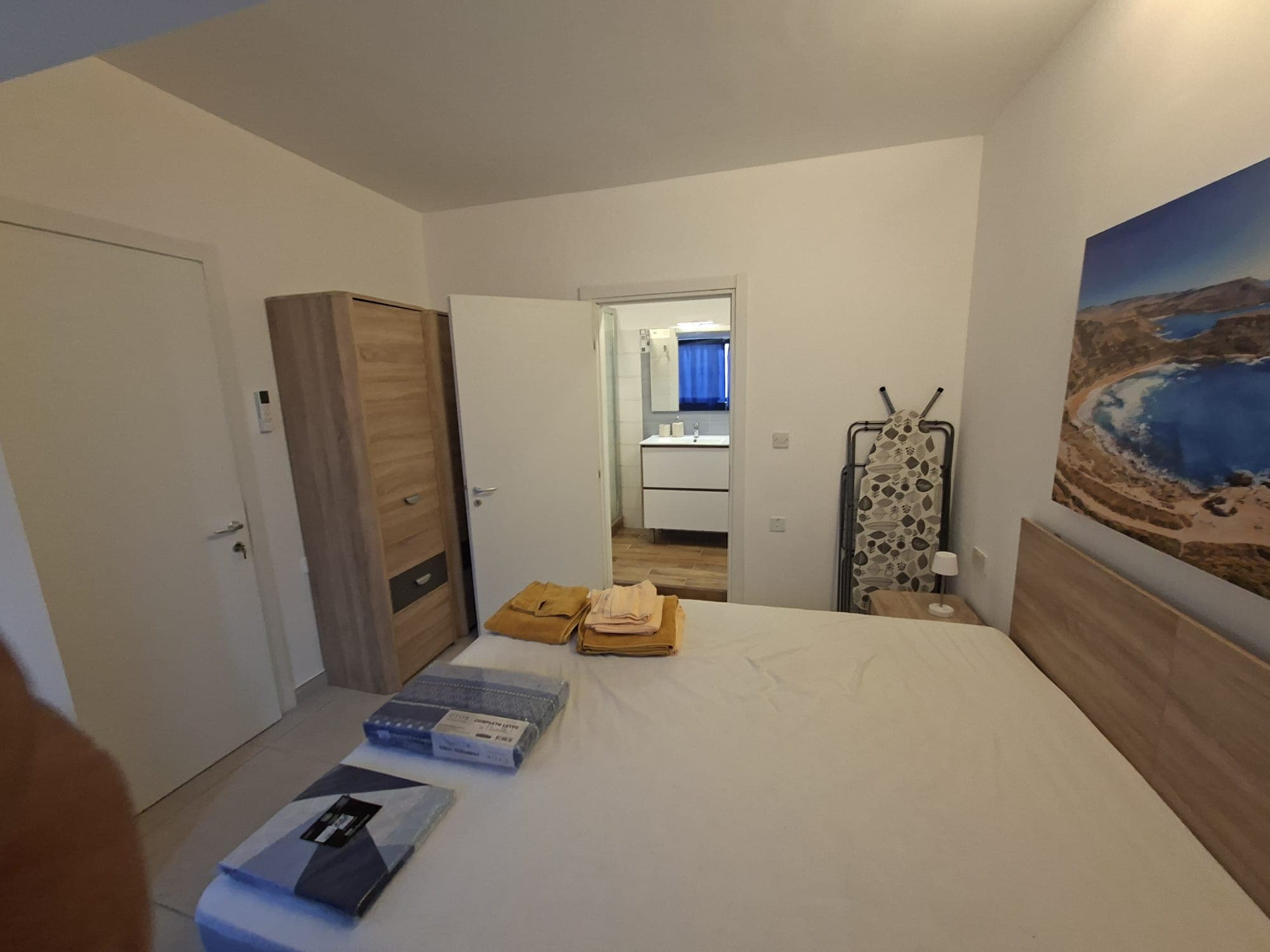 One Bedroom Modern Apartment with Balcony in St Julians - thumbnail 9