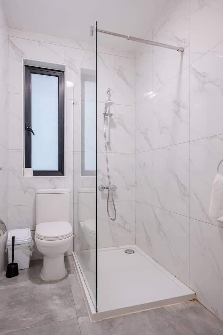Three Bedroom Apartment with Large Terrace in St Julians  - thumbnail 21