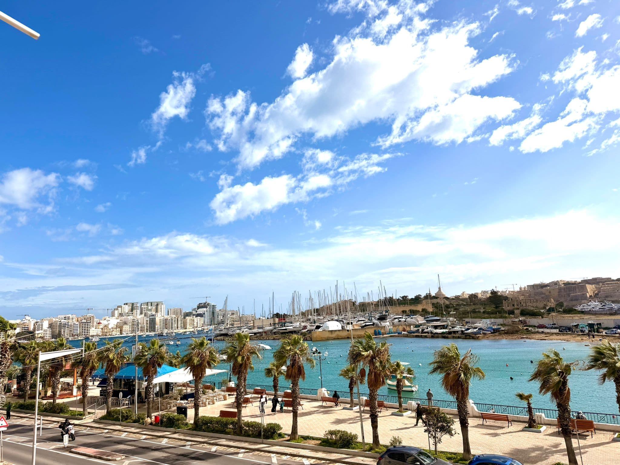 Office in Gzira - Photo 1 of 5