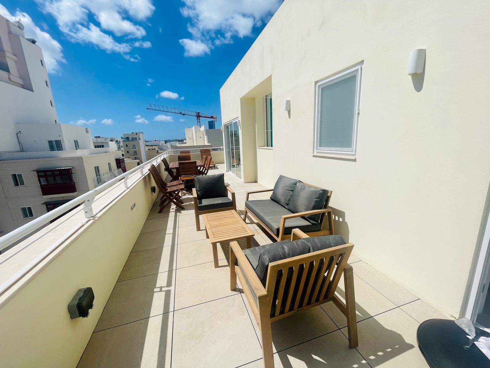 Penthouse in Gzira - thumbnail 2