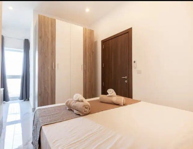Penthouse in St Julians - thumbnail 16