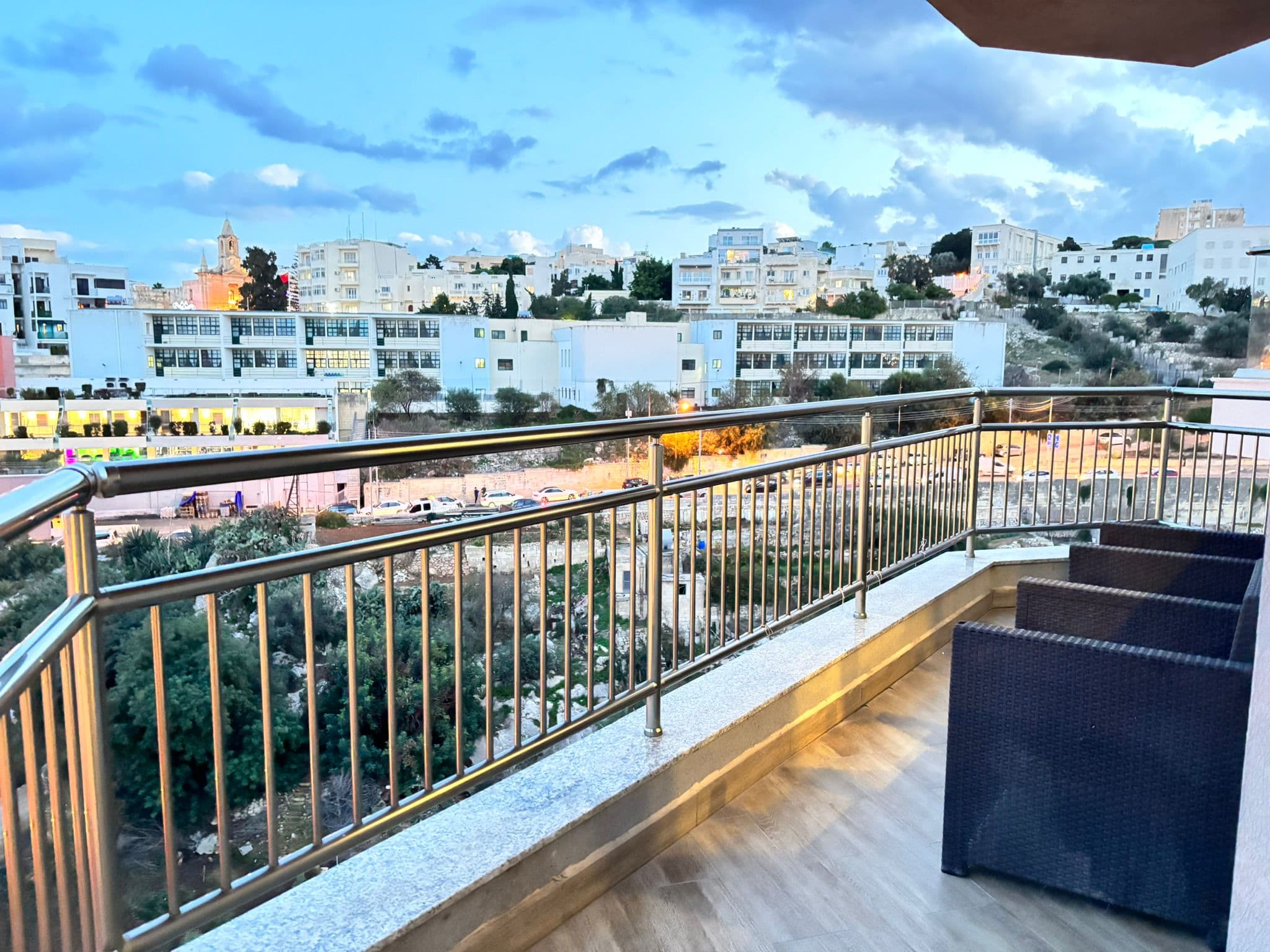 Penthouse in St. Julians - thumbnail 3