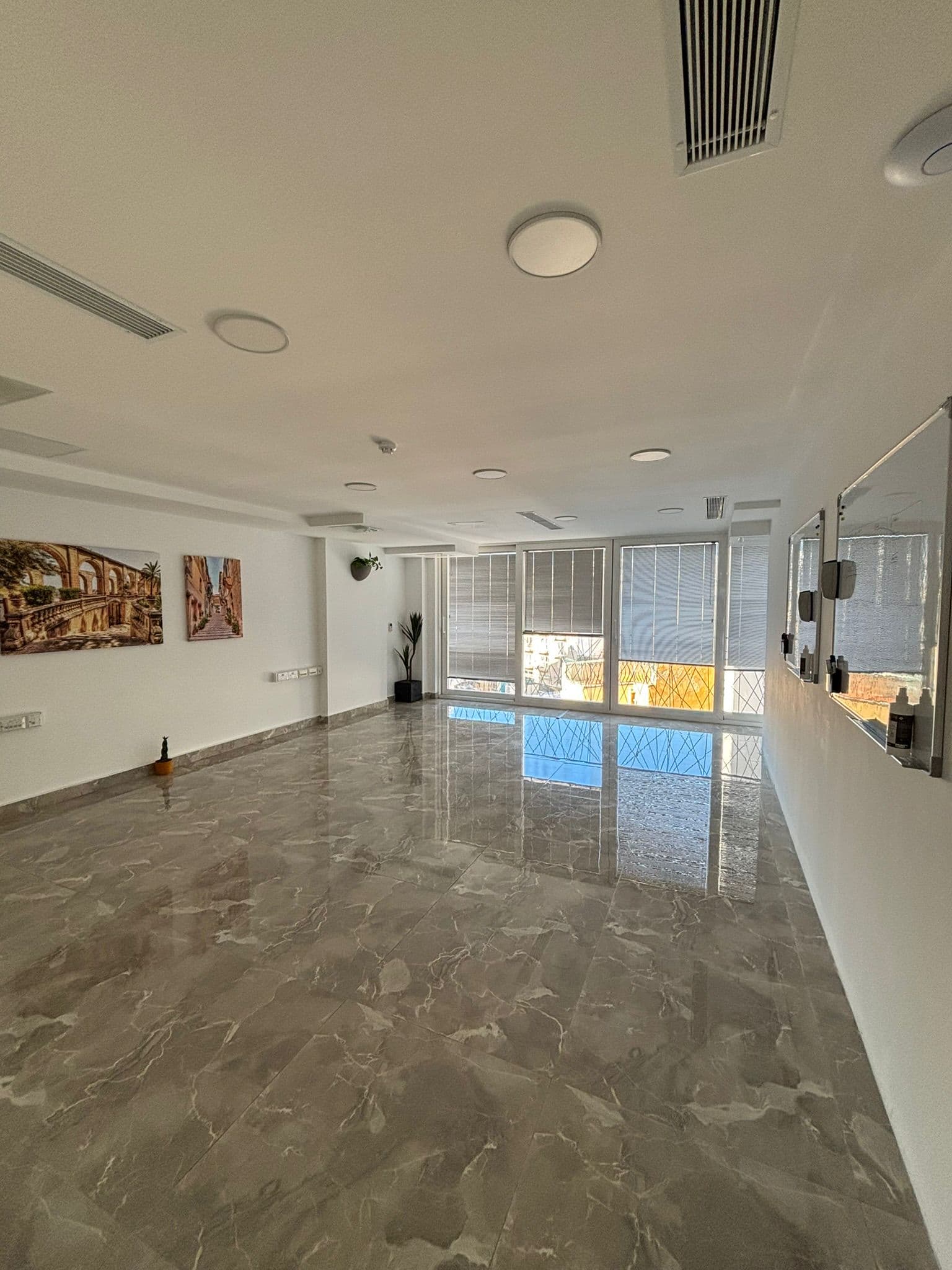 Office in Sliema - thumbnail 4