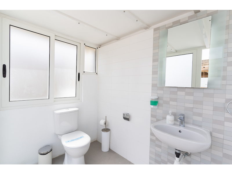 One Bedroom Apartment with Roof Terrace in Valletta  - thumbnail 15