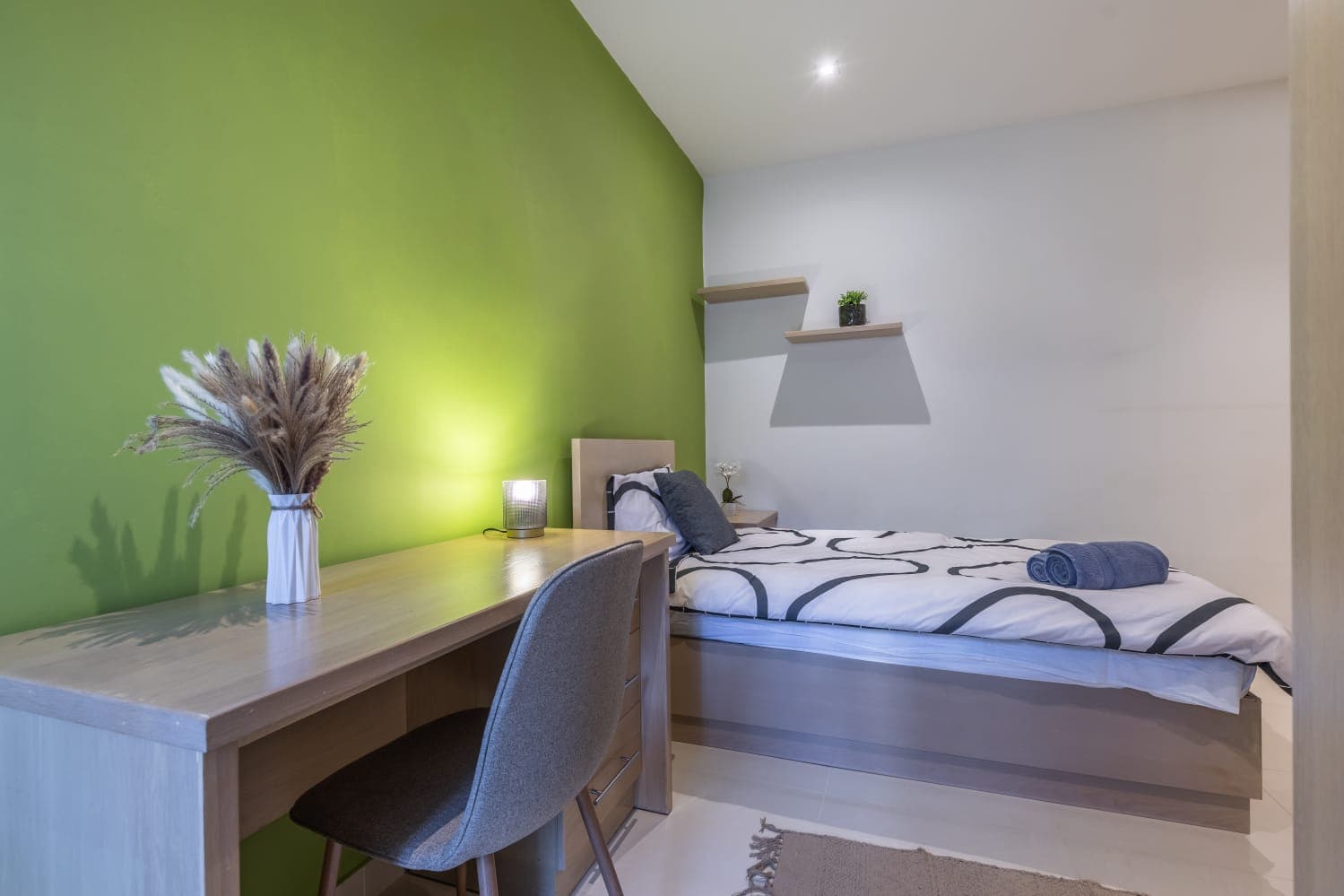 Three bedroom Apartment with Large Terrace and Seaview in Qawra - thumbnail 22