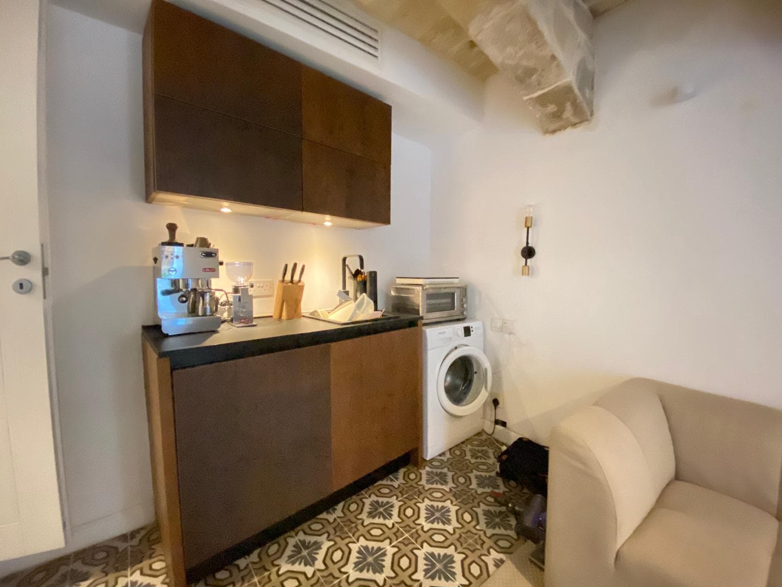 Maisonette in Valetta - Photo 1 of 14