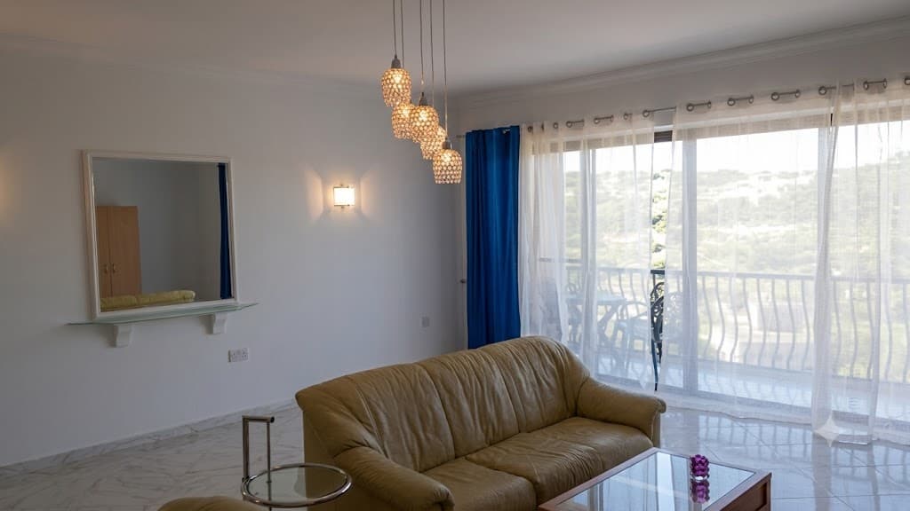 Apartment in Xemxija - thumbnail 2