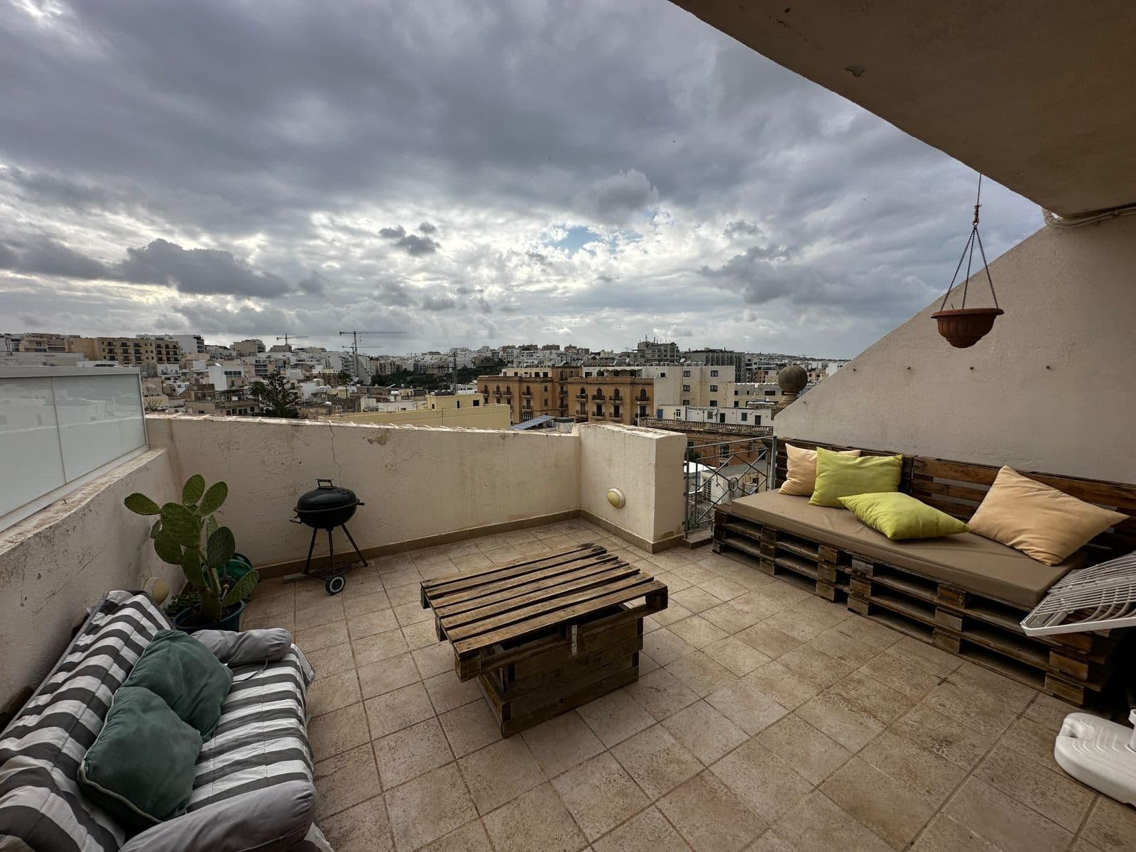 Penthouse in Sliema - Photo 1 of 14
