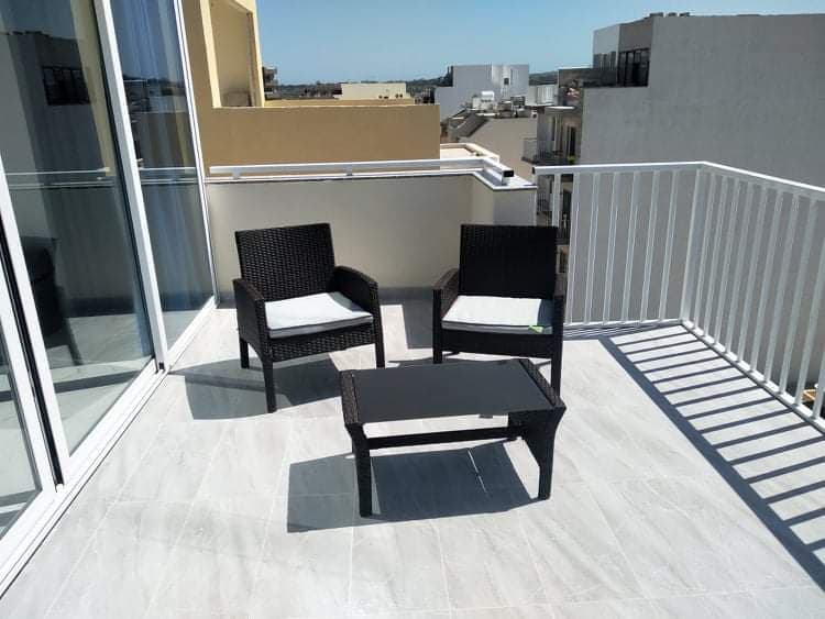 Penthouse in St. Pauls Bay - thumbnail 5