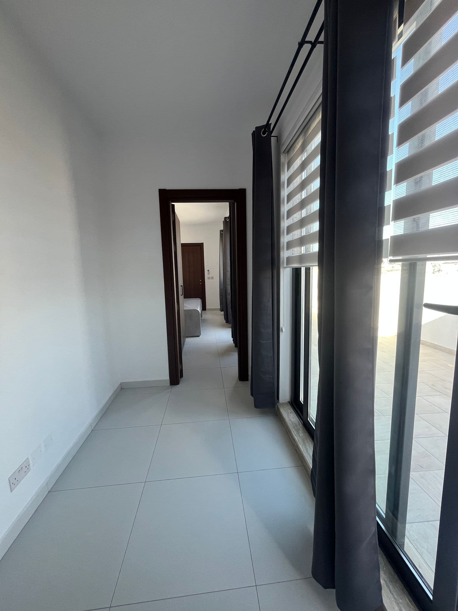 Two Bedroom Corner Penthouse with Large Terrace in Marsa - thumbnail 13