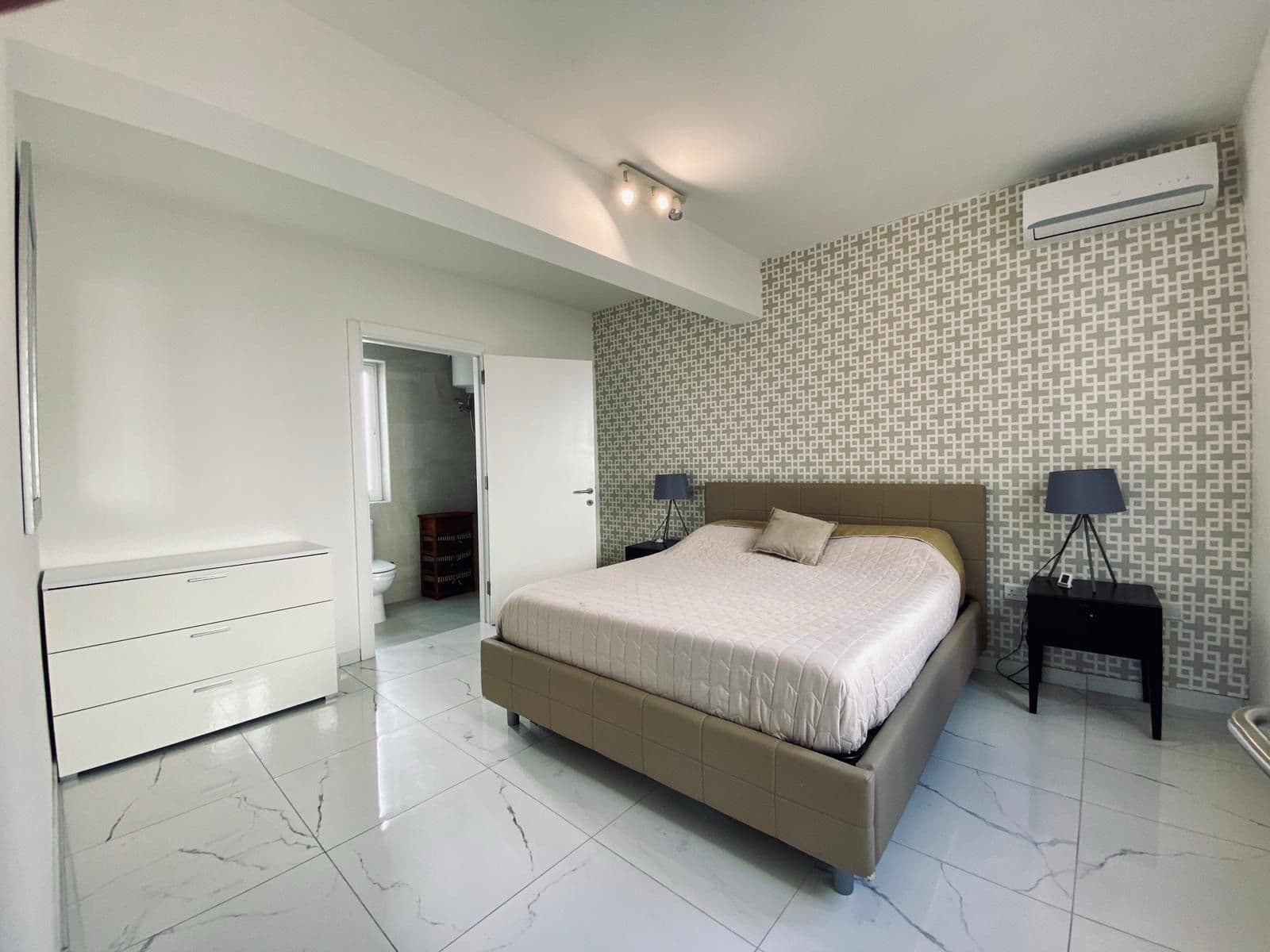 Penthouse in Gzira - thumbnail 9