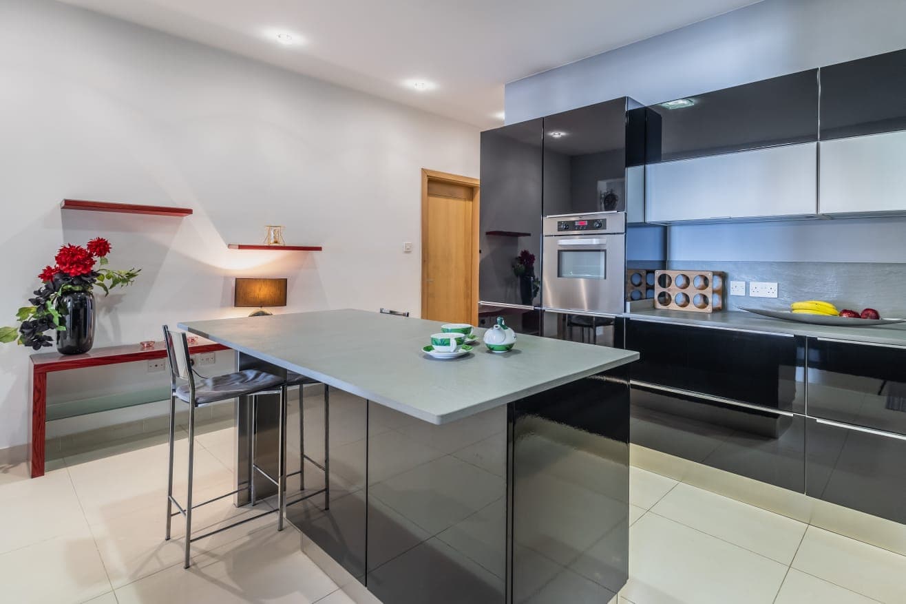 Three bedroom Apartment with Large Terrace and Seaview in Qawra - thumbnail 6