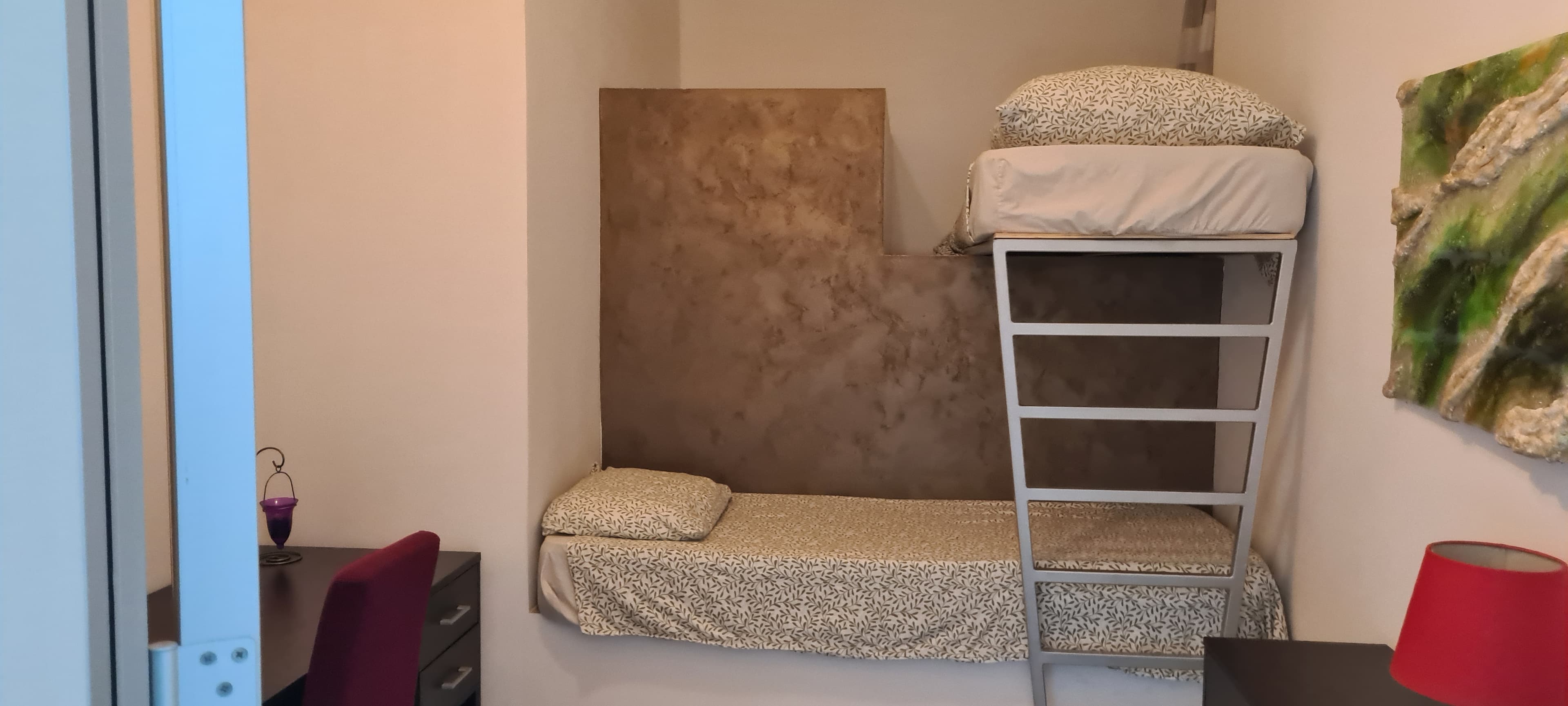 Two Bedroom Apartment with Seaviews in Gzira - thumbnail 11