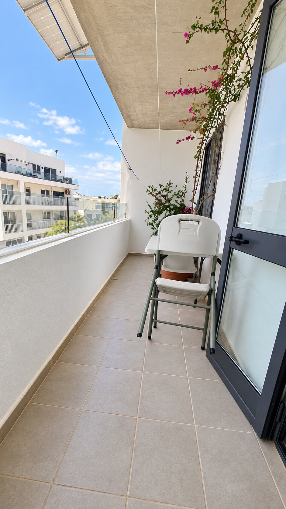 Two Bedroom Apartment with Sea Views in San Gwann - thumbnail 13