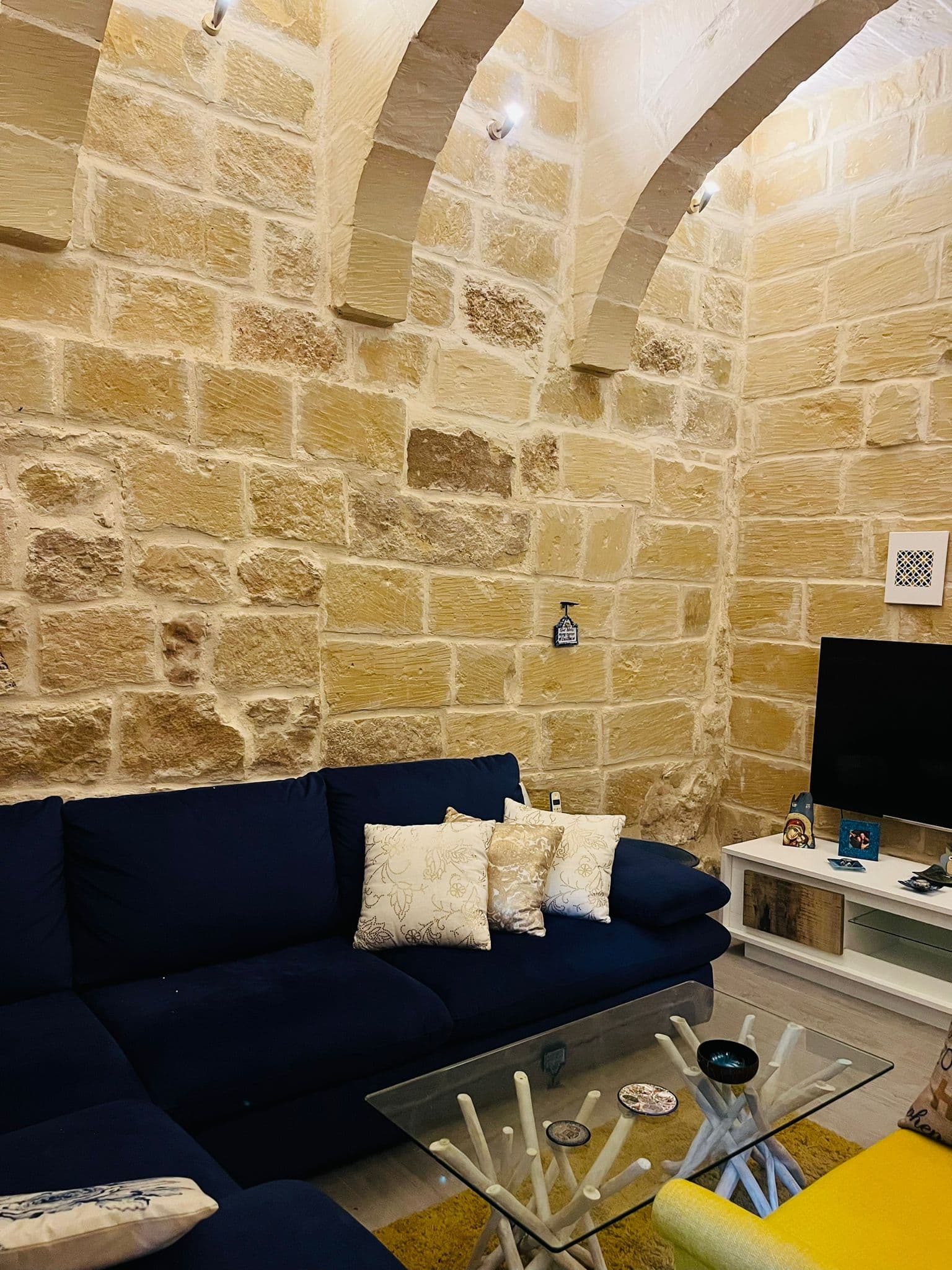 House of Character in Mosta - thumbnail 5