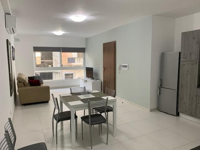 Apartment in St. Julians - thumbnail 3