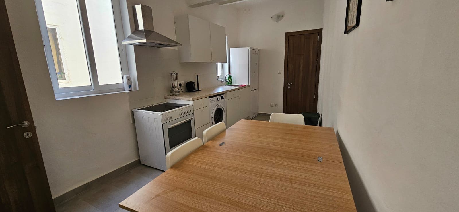 One Bedroom Apartment in Gzira - thumbnail 3