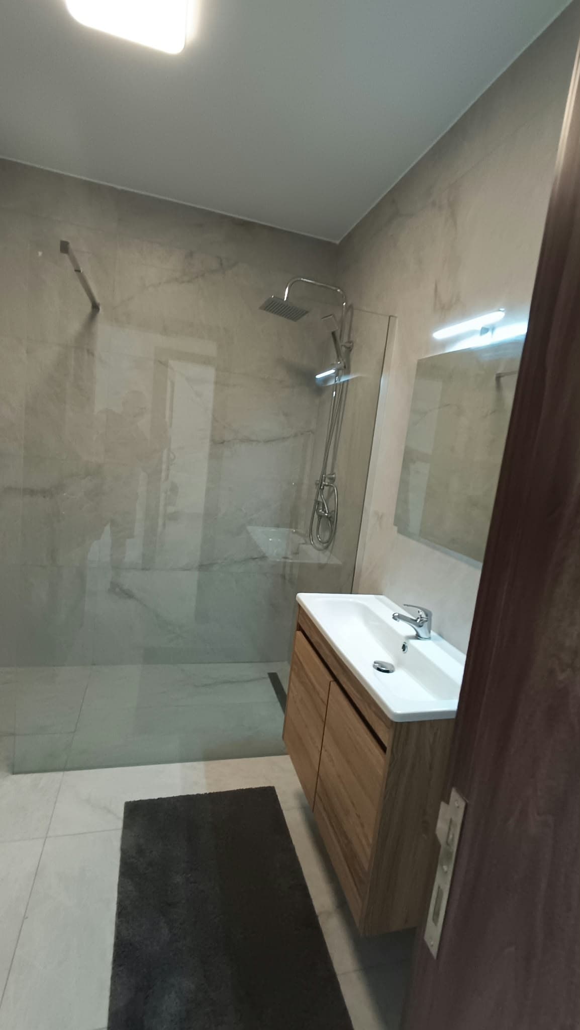 Three Bedroom Apartment with a Large Terrace and Valley Views in Mosta - thumbnail 16