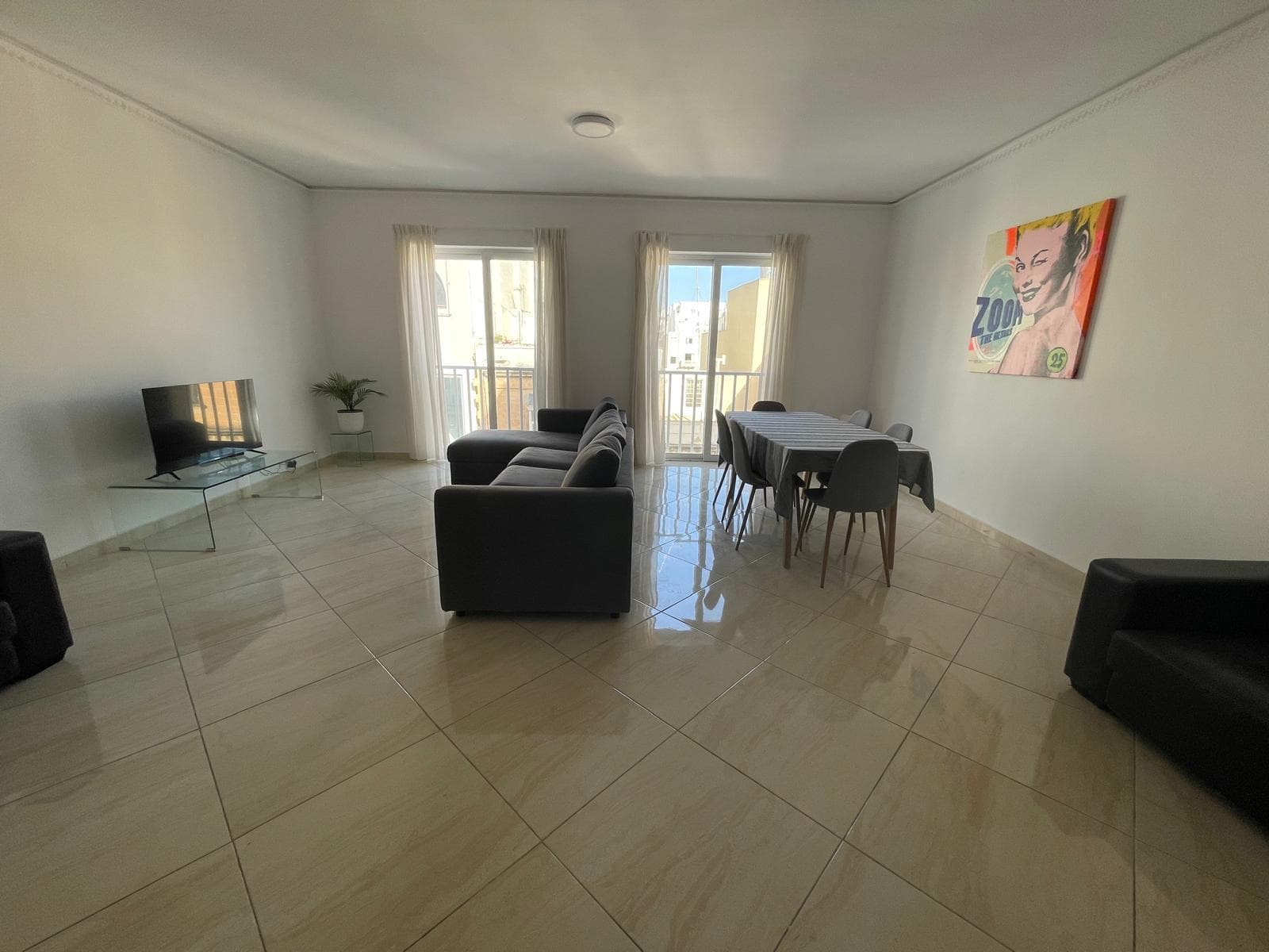 Apartment in Gzira - Photo 1 of 9