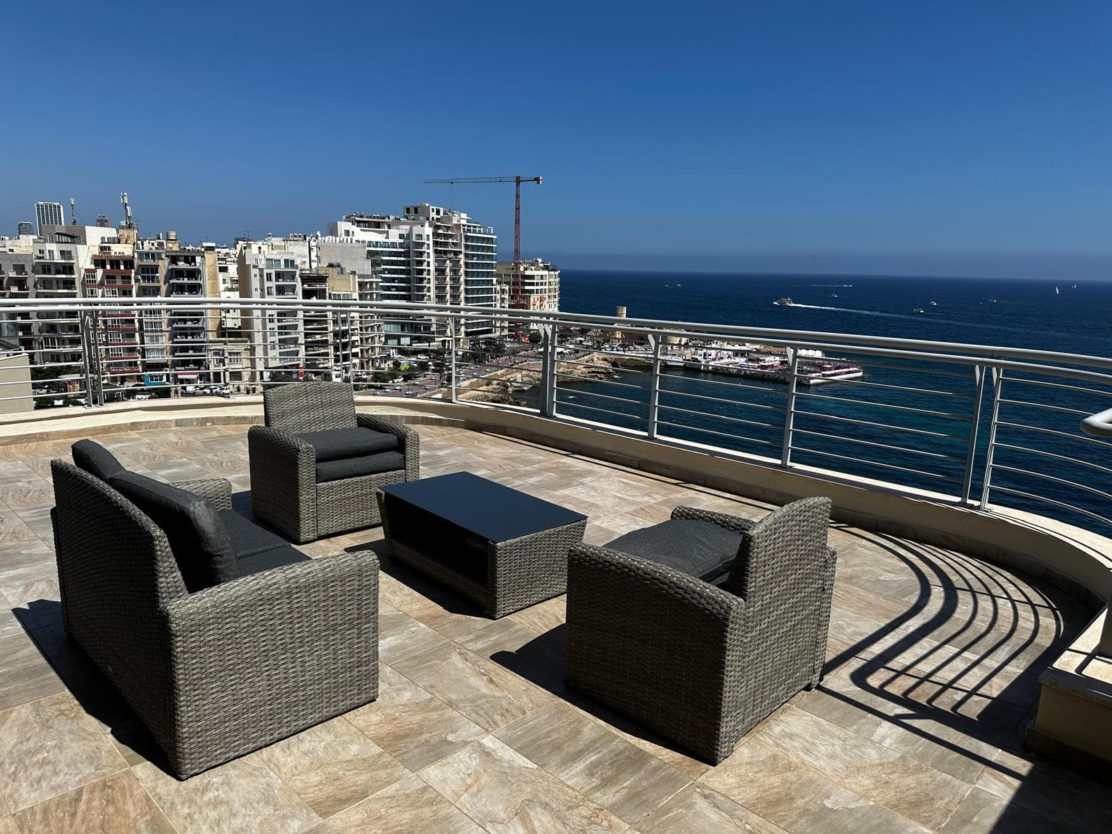 Apartment in Sliema - Photo 1 of 25