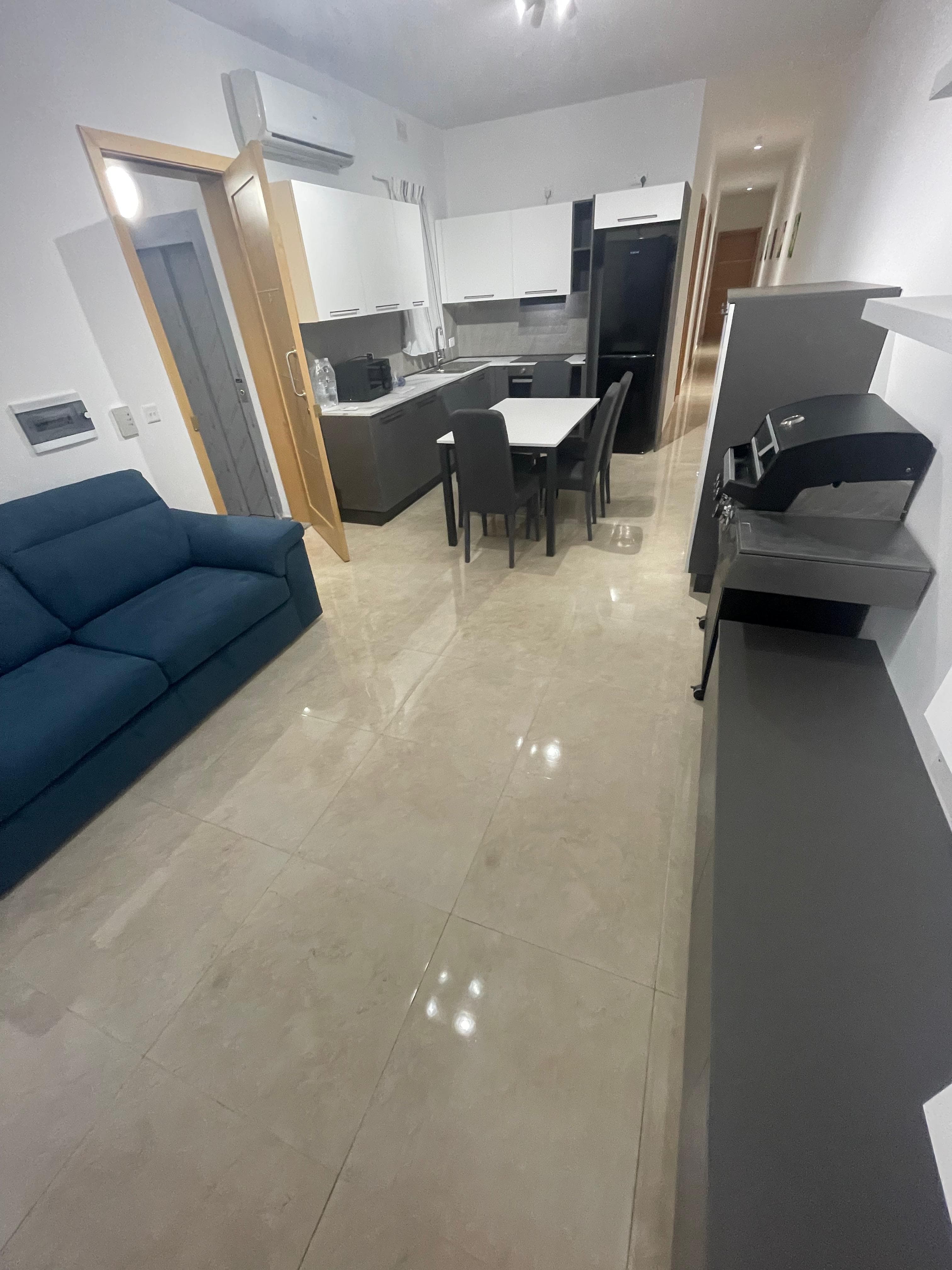 Three Bedroom Penthouse with Large Terrace in Zurrieq - thumbnail 6