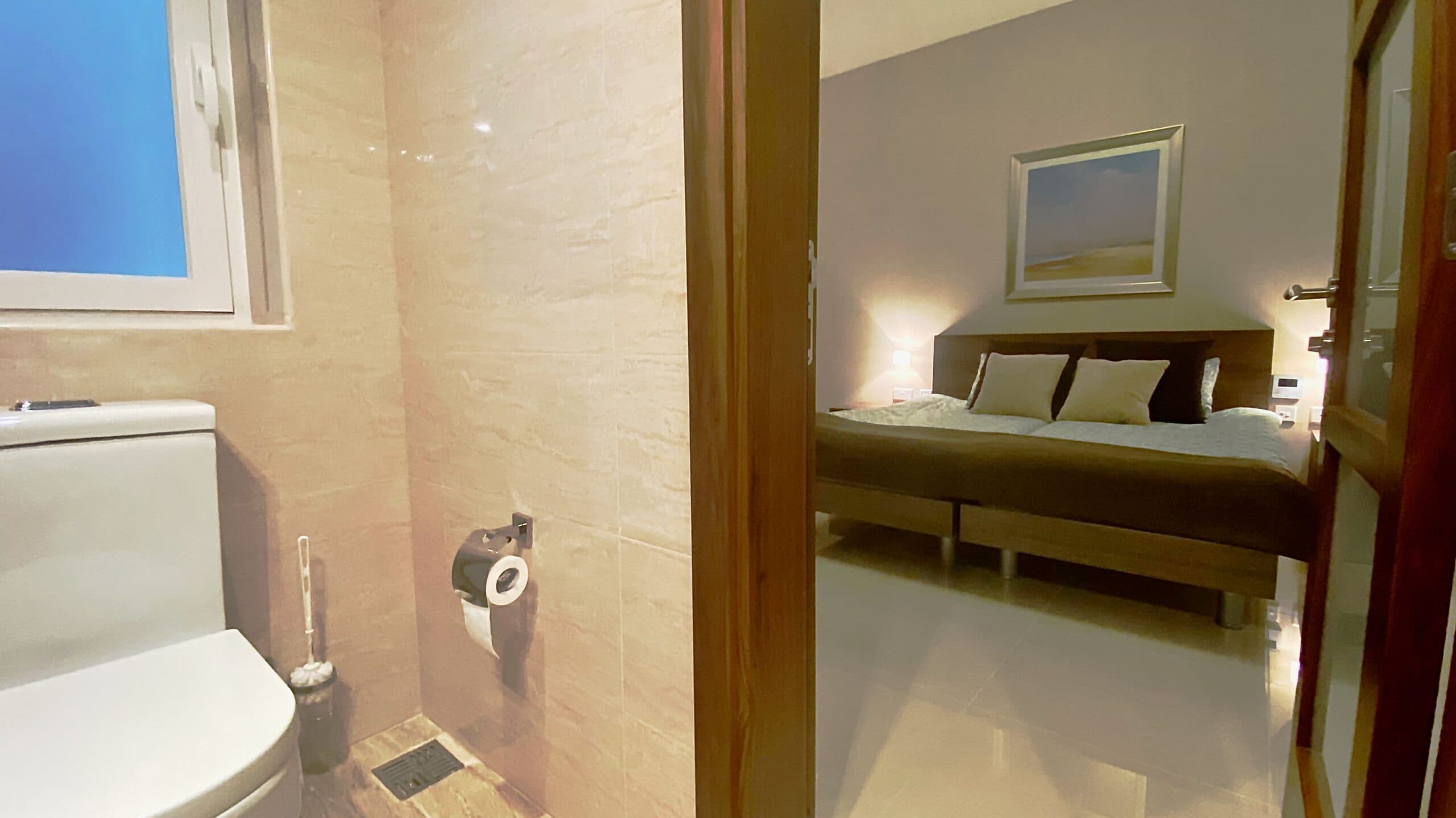 Apartment on the Sliema Seafront - thumbnail 13