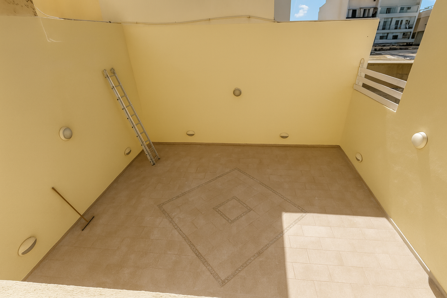 House in Iklin - thumbnail 4