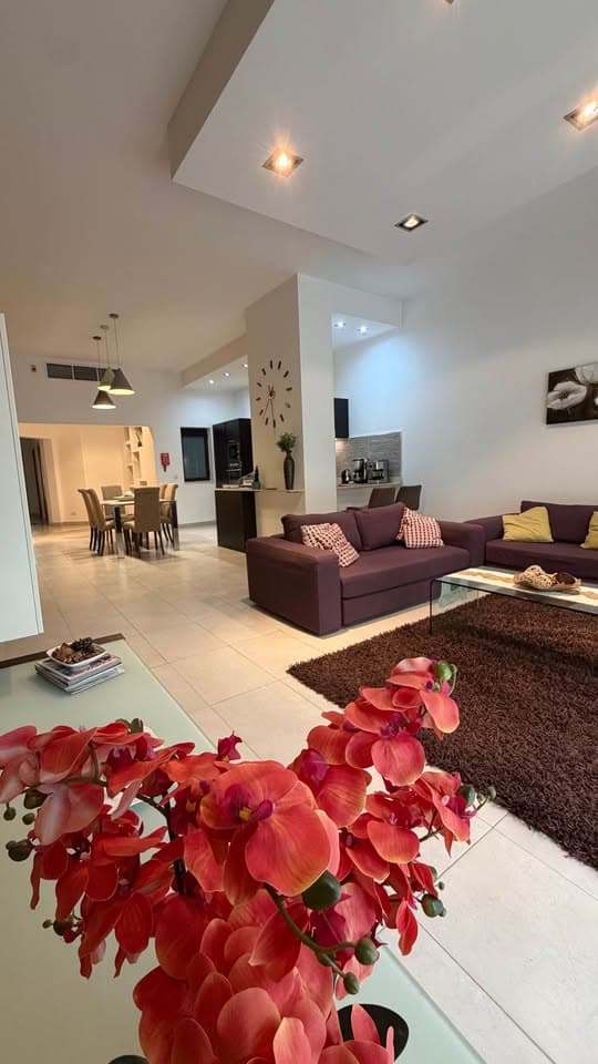 Apartment in St Julian’s  - thumbnail 2