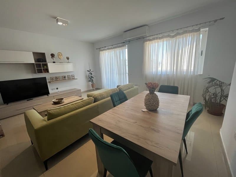 Penthouse in Attard - thumbnail 3