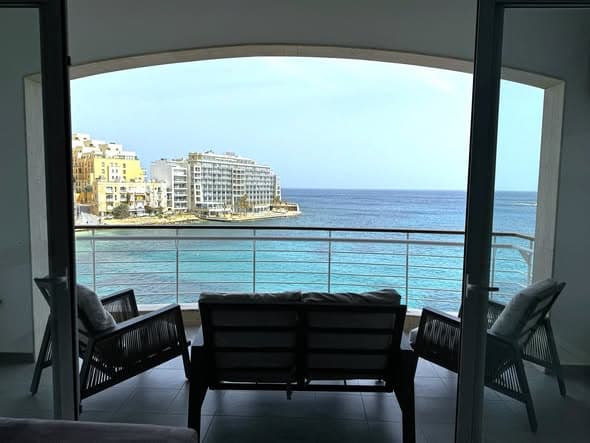 Apartment in St Julians - Photo 1 of 8