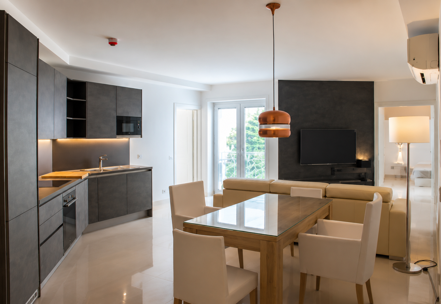 Apartment in Gzira - Photo 1 of 4