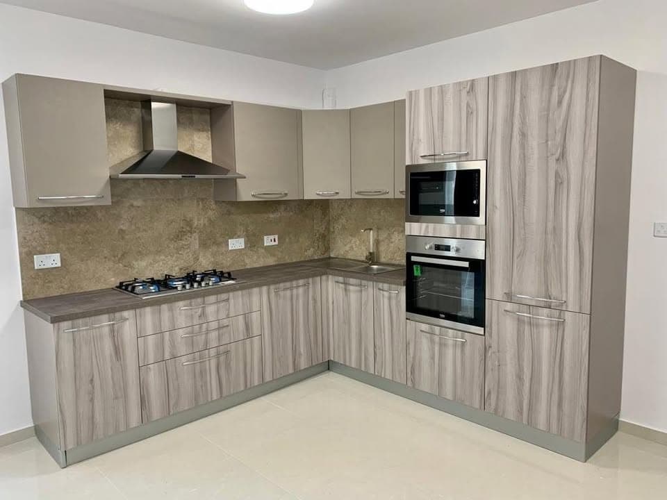 Two Bedrrom Apartment with Balconies in Gzira  - thumbnail 8