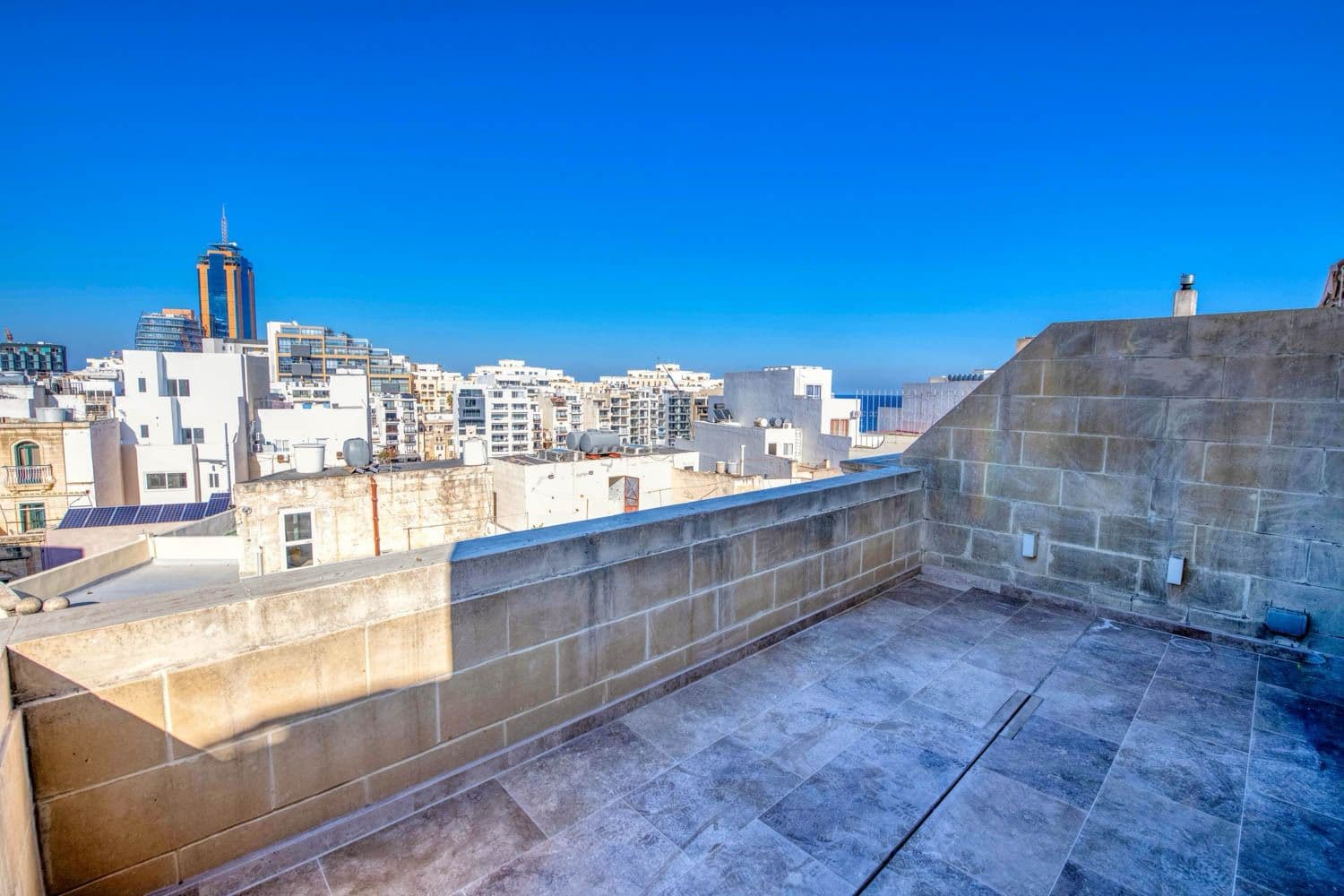 Penthouse in St. Julians - thumbnail 43
