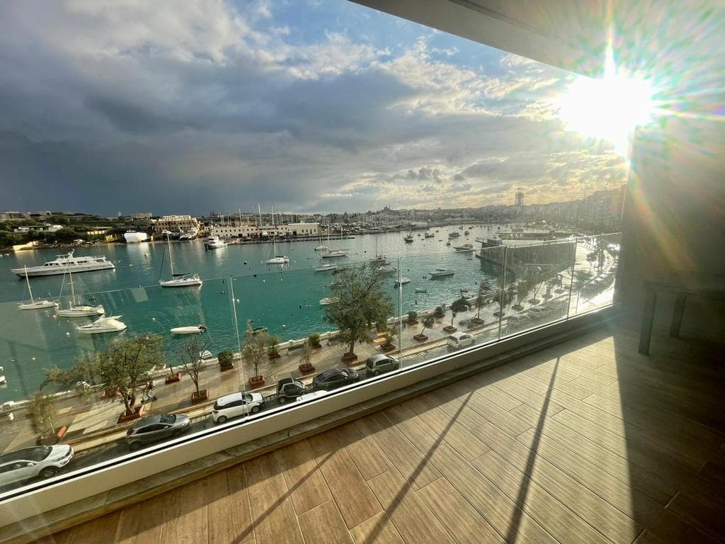 Apartment in Sliema - Photo 1 of 9